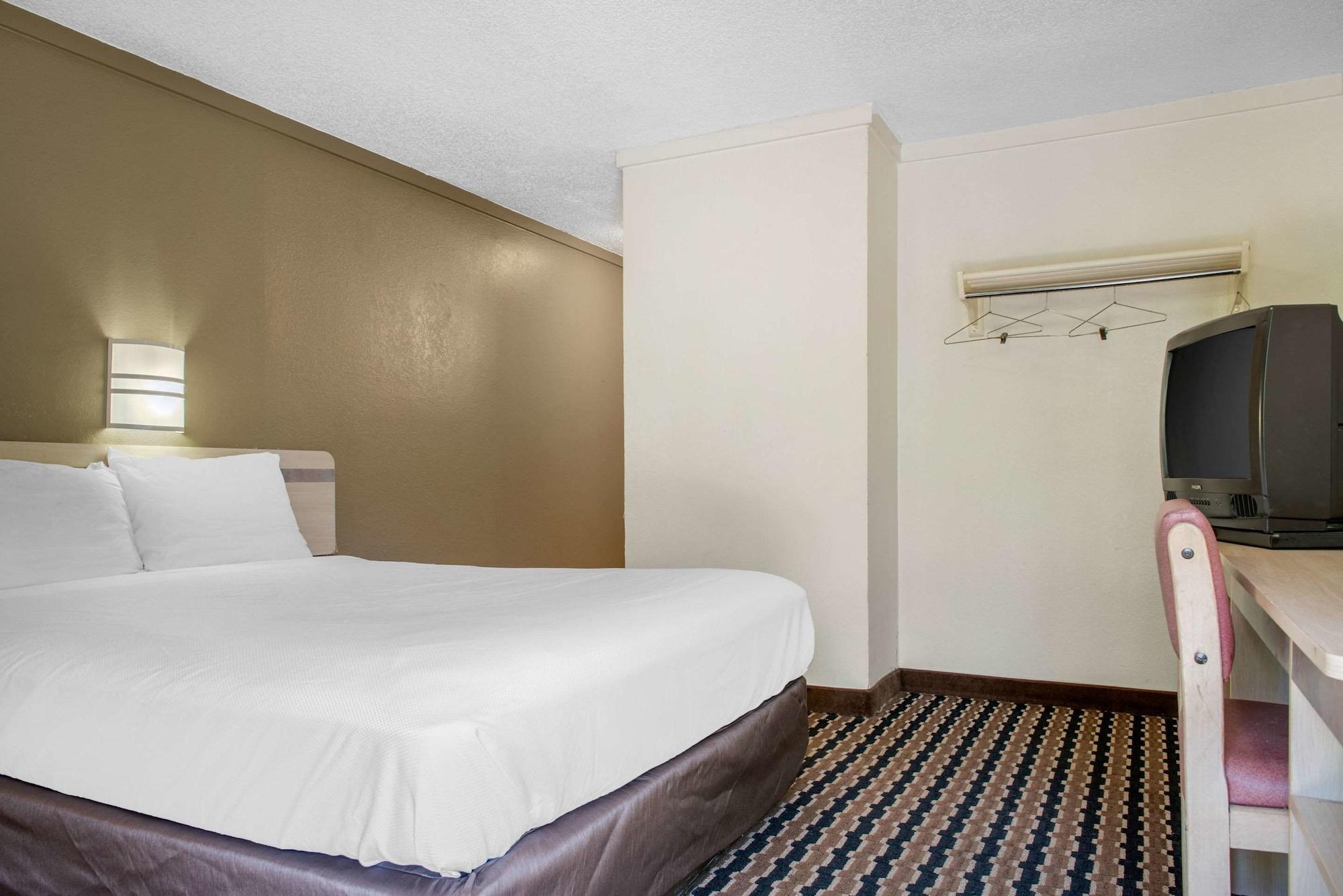 Rodeway Inn Sharonville Dış mekan fotoğraf