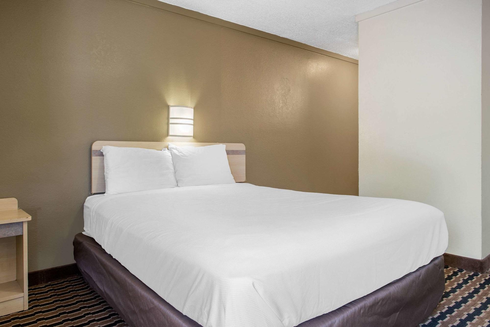 Rodeway Inn Sharonville Dış mekan fotoğraf