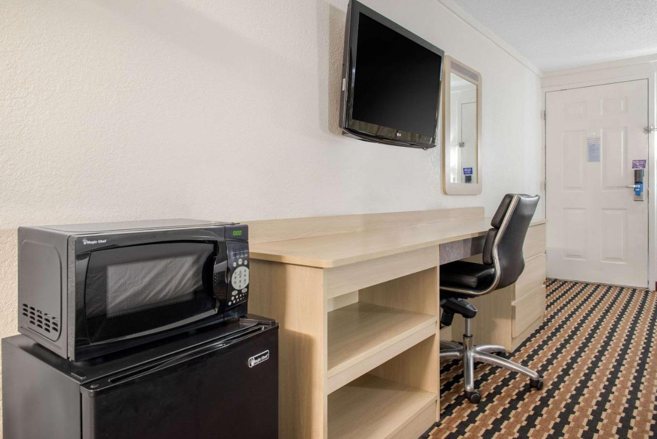 Rodeway Inn Sharonville Dış mekan fotoğraf